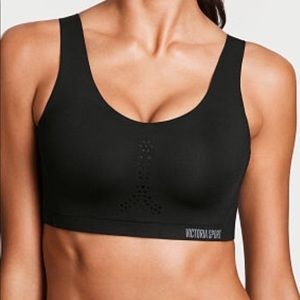 VS Victoria Sport sports bra 36DD